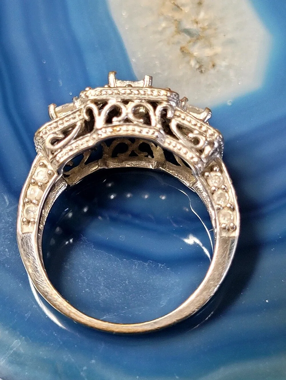 10k White Gold Square  Ring with Clear Stones - Silver - Picture 3 of 10